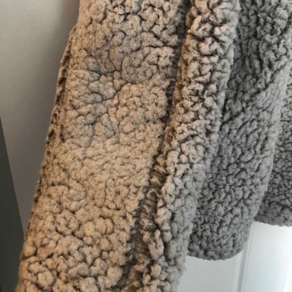 Fuzzy Pullover Jacket - Picture 8 of 10